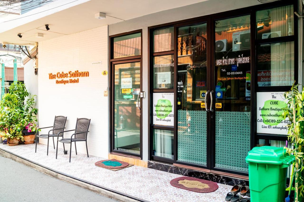 The Cube Sathorn Boutique Hotel: Modern Stay Near BTS Surasak Bangkok Exterior photo